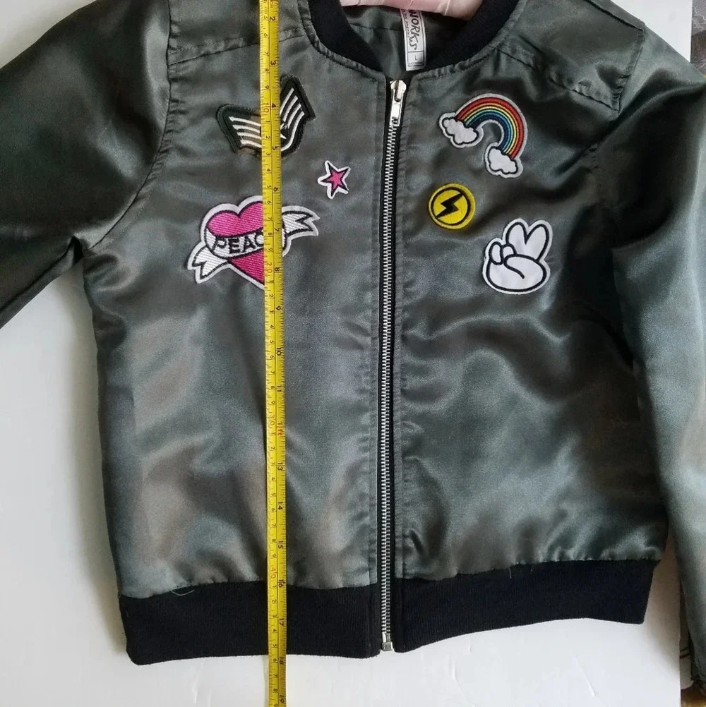 Knit works girls satin jacket Size L army color polyester Patches